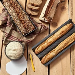 Bandeja antiadherente perforada para baguettes De Buyer