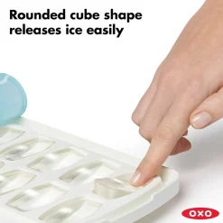 Bandeja de hielo con tapa de silicona OXO