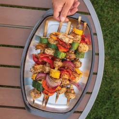 Bandeja para cocinar y servir de base aislante Nordic Ware (¡un clásico de 1940!)