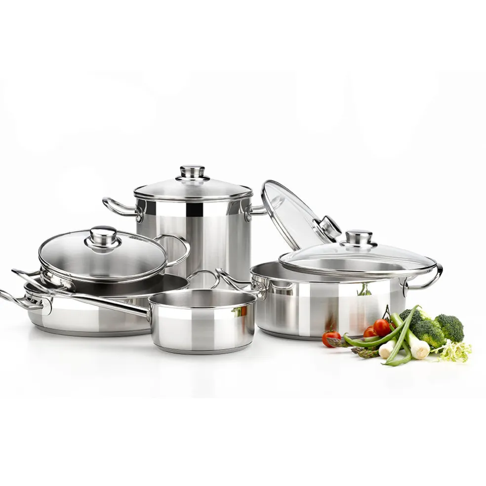 Batería de cocina completa con rustidera Profesional BRA