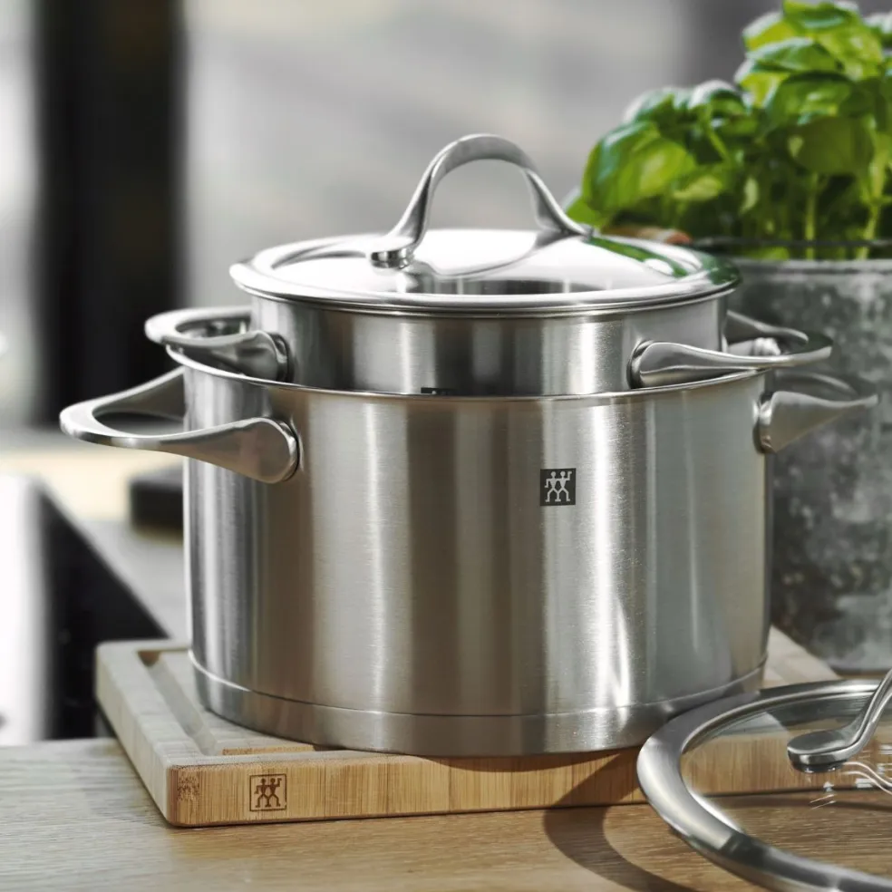 Batería de cocina de 5 piezas inox Essence Zwilling