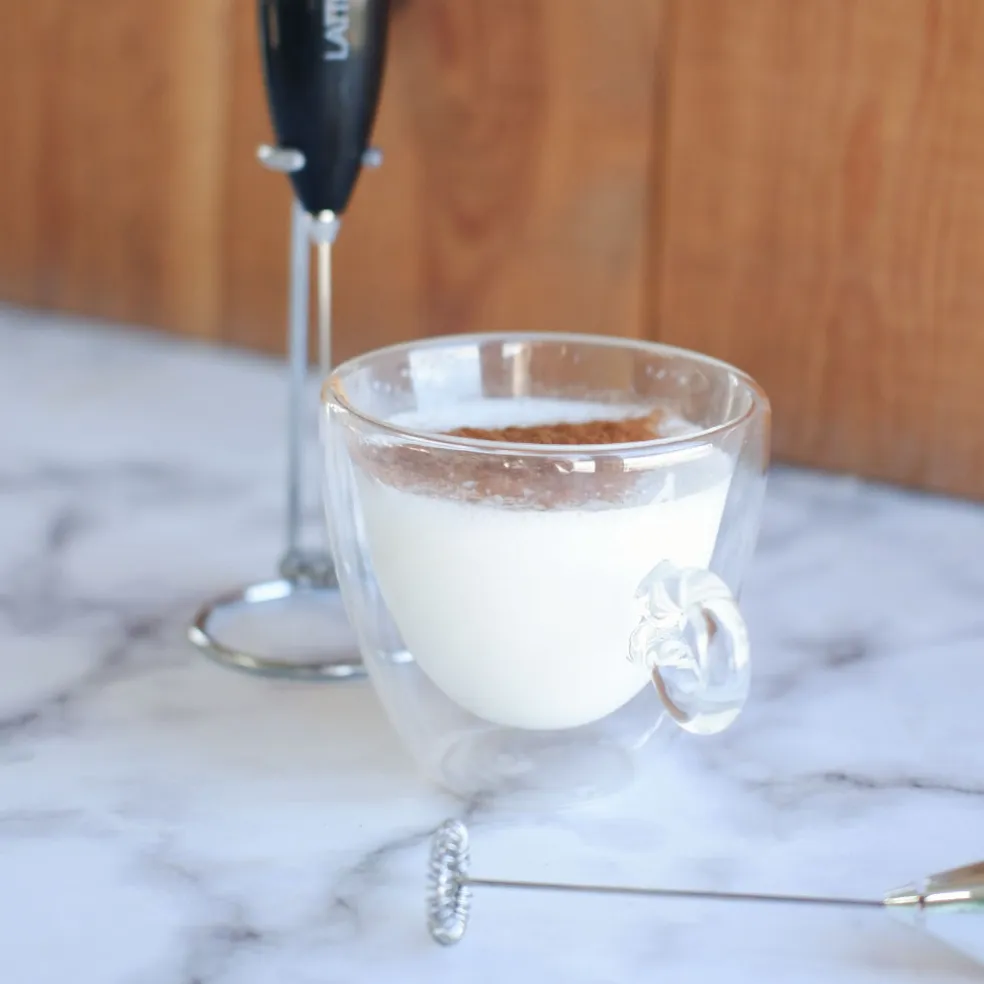 Batidor espumador para leche Cilio (con soporte)