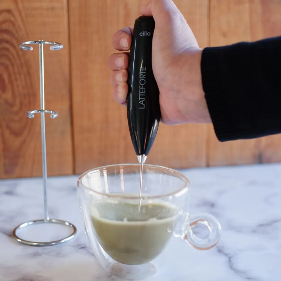 Batidor espumador para leche Cilio (con soporte)