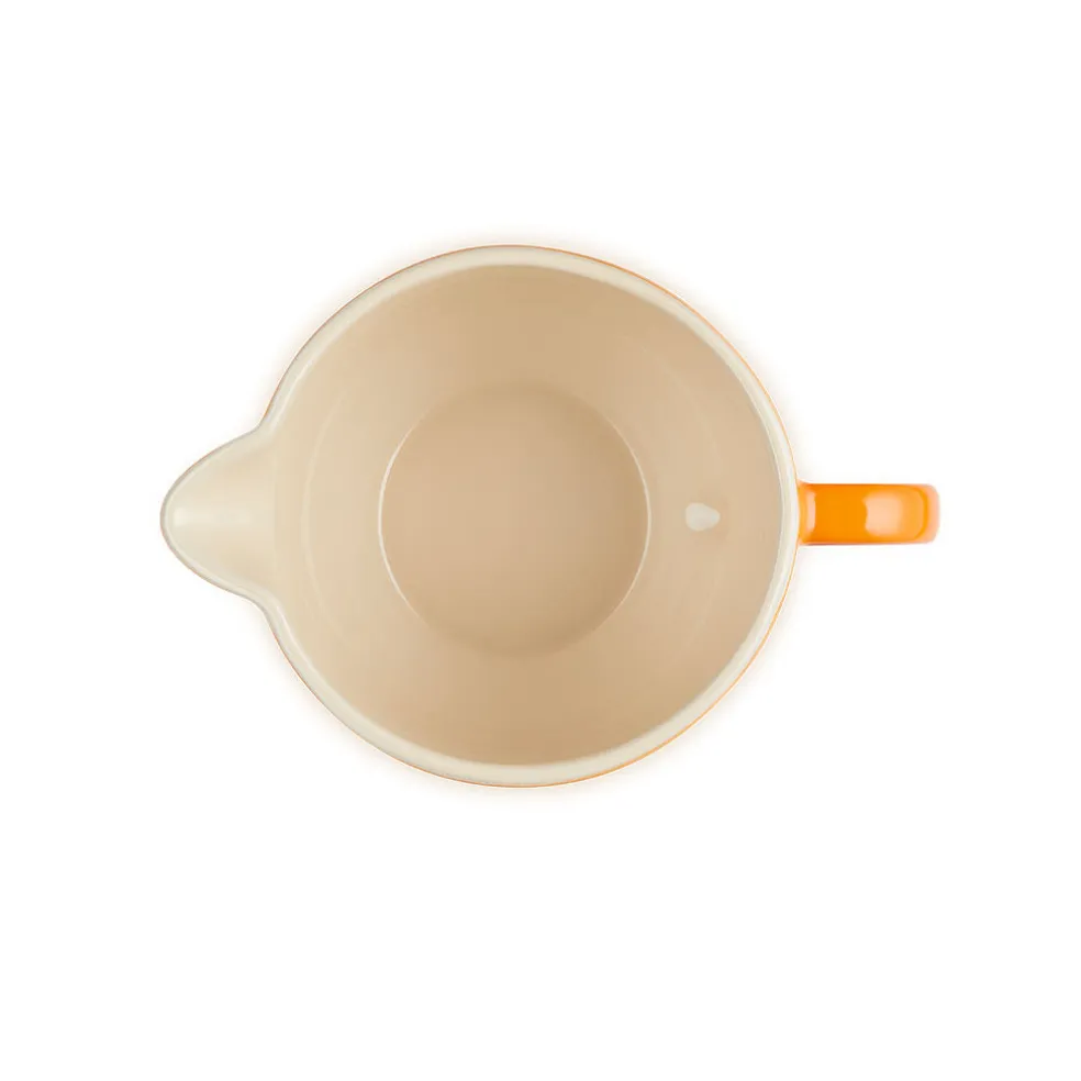 Bol cerámico con asa y pico vertedor de Le Creuset