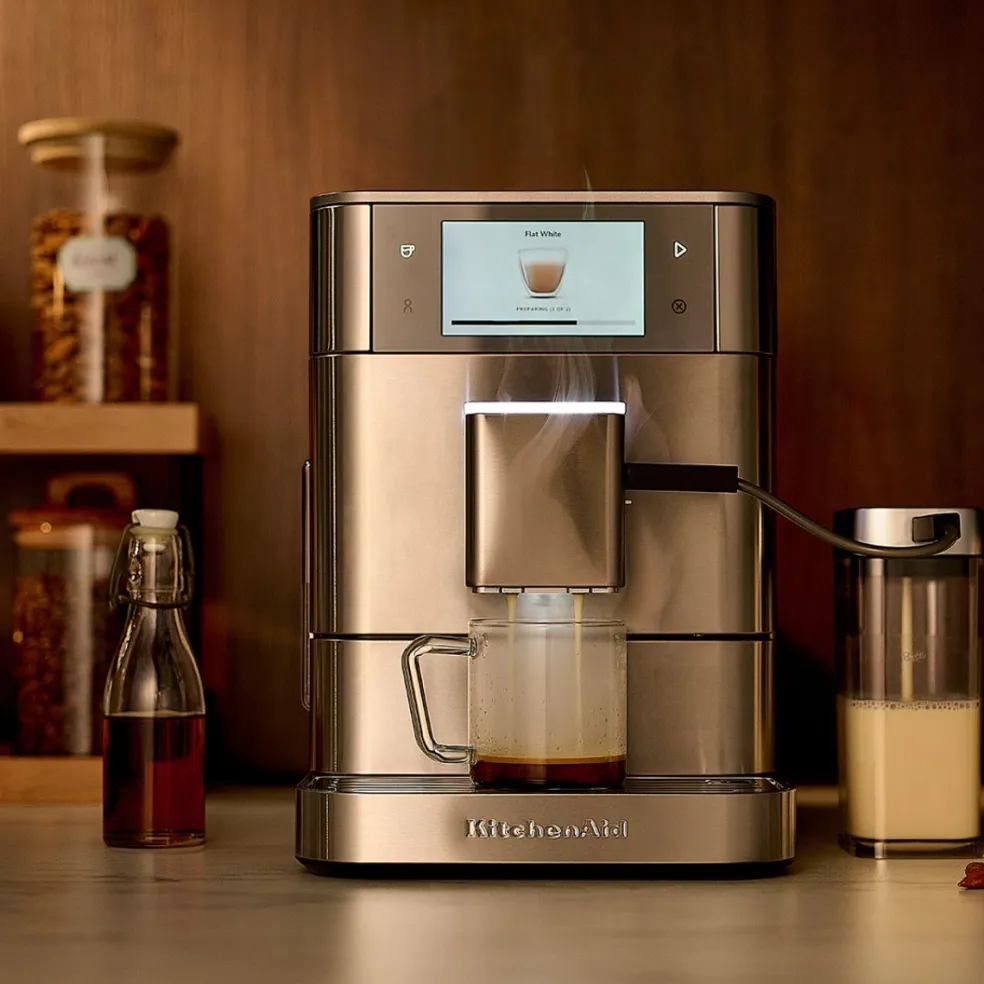 Cafetera Expresso superautomática con depósito y apta leches vegetales KF8 KitchenAid