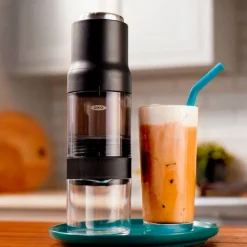 Cafetera portátil manual para café caliente y cold brew Rapid Brewer OXO