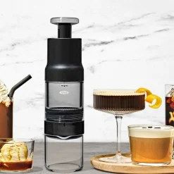 Cafetera portátil manual para café caliente y cold brew Rapid Brewer OXO