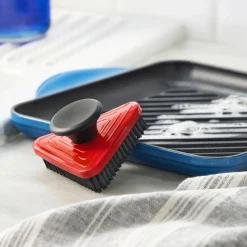Cepillo limpiador para parrillas Le Creuset
