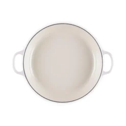 Cocotte baja tipo cacerola de hierro Pétalo Le Creuset