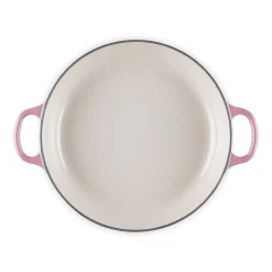 Cocotte baja tipo cacerola de hierro Pétalo Le Creuset