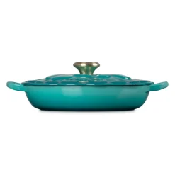 Cocotte baja tipo cacerola de hierro Pétalo Le Creuset