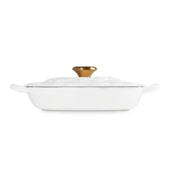 Cocotte baja tipo cacerola de hierro Pétalo Le Creuset