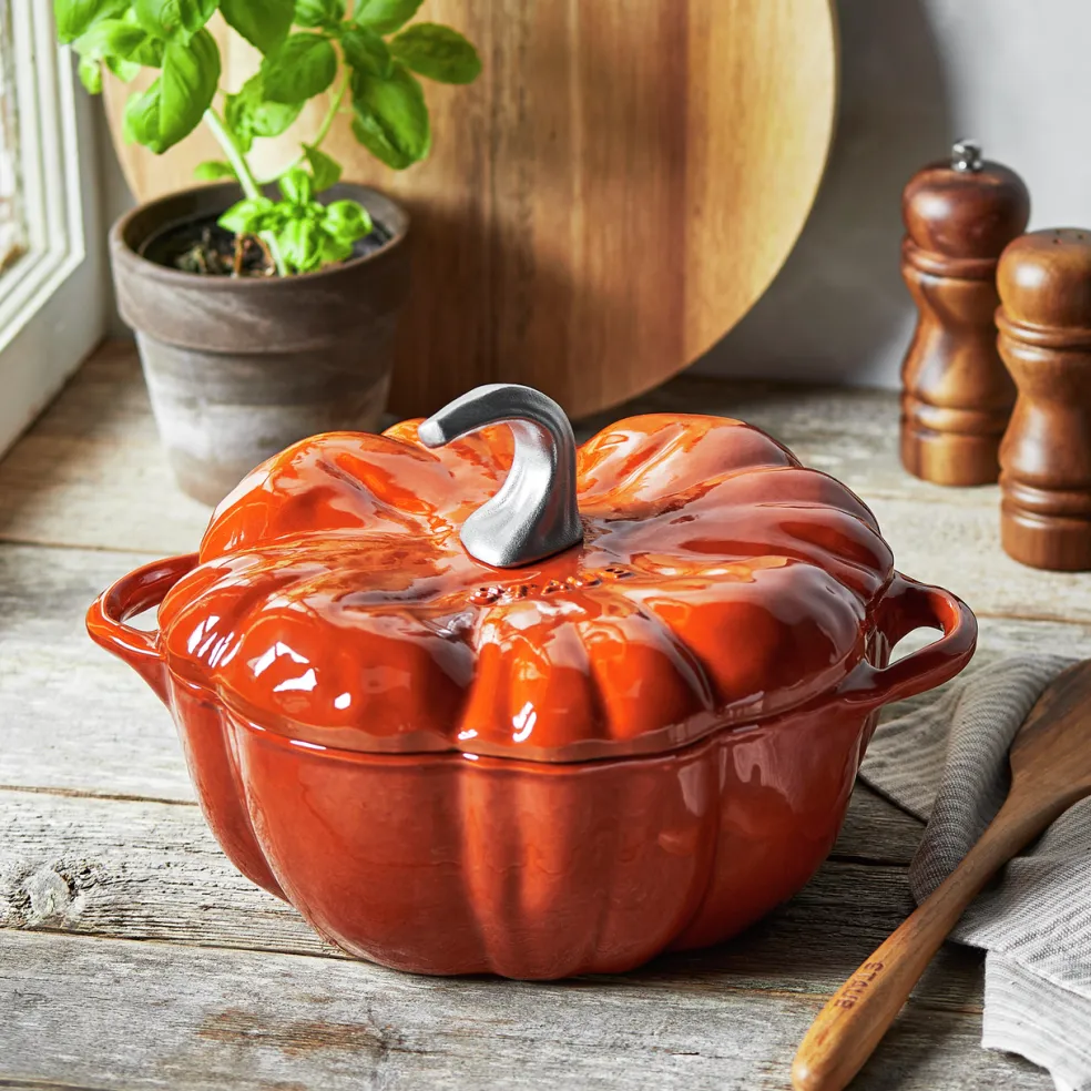 Cocotte calabaza de hierro fundido Staub