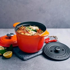 Cocotte de hierro Every Le Creuset