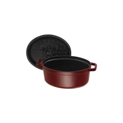 Cocotte de hierro fundido ovalada Staub