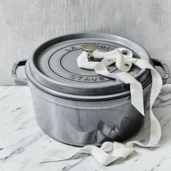 Cocotte de hierro fundido Staub