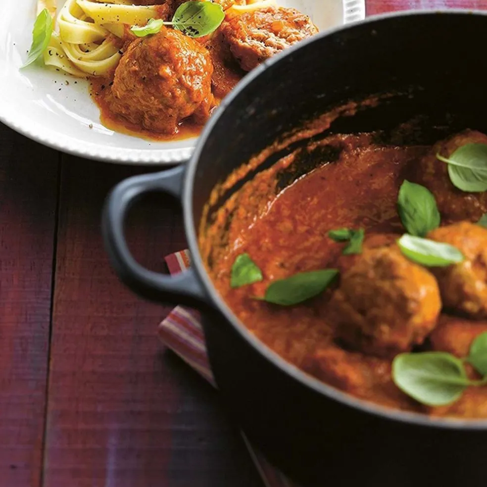 Cocotte redonda baja Signature Le Creuset