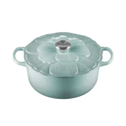 Cocotte redonda de hierro Pétalo Le Creuset