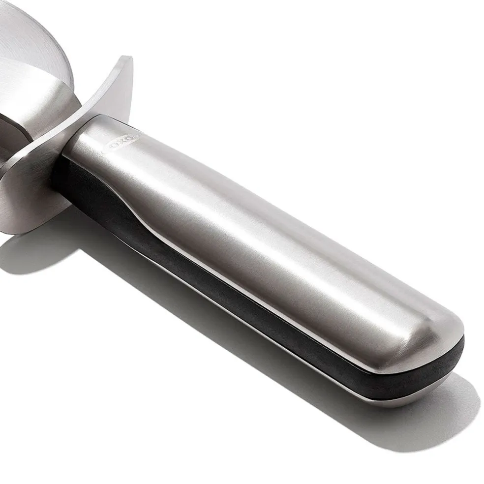 Cortador de pizzas de acero inoxidable Steel™ OXO