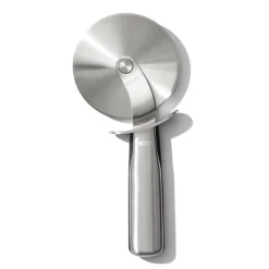 Cortador de pizzas de acero inoxidable Steel™ OXO