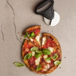 Cortador de pizzas Microplane