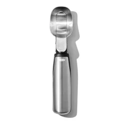 Cuchara para helados de acero inoxidable Steel™ OXO