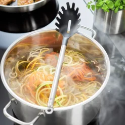 Cuchara para pasta de nailon con mango de inox Basic Line Rösle