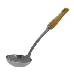 Cucharón de acero inoxidable mango de madera De Buyer