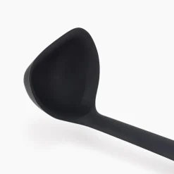 Cucharón de silicona Elevate Joseph Joseph