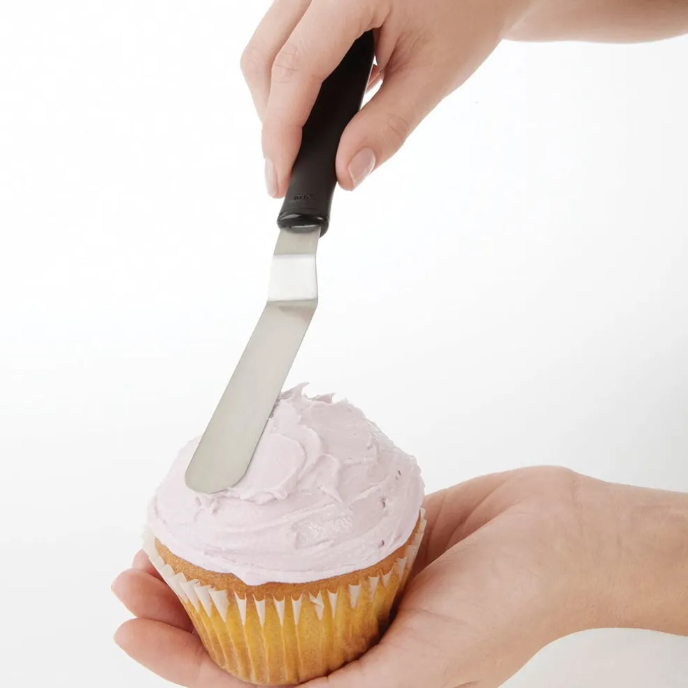 Cuchillo flexible de repostería y cupcakes OXO