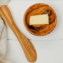 Cuchillo para la mantequilla de madera de olivo Selbrae