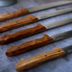 Cuchillos de cocina con mango de olivo Pallarès
