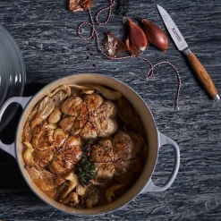 Cuchillos Le Creuset de acero damasco con mango de madera de olivo