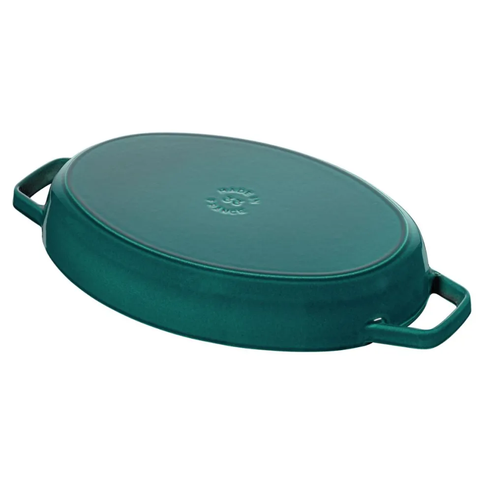 Fuente de horno ovalada de hierro fundido con tapa Staub