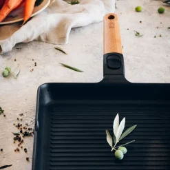 Grill antiadherente con rayas y mango madera desmontable Market BRA