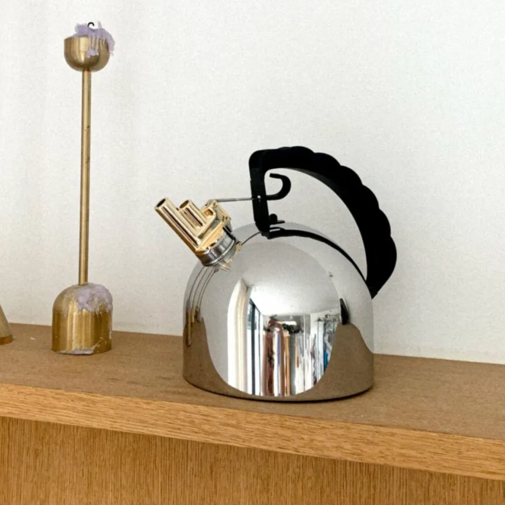 Hervidor 9091 de acero inoxidable Richard Sapper Alessi