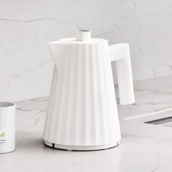 Hervidor eléctrico pequeño Plisse Alessi