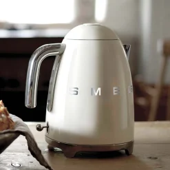 Hervidor Eléctrico 50' Style de SMEG