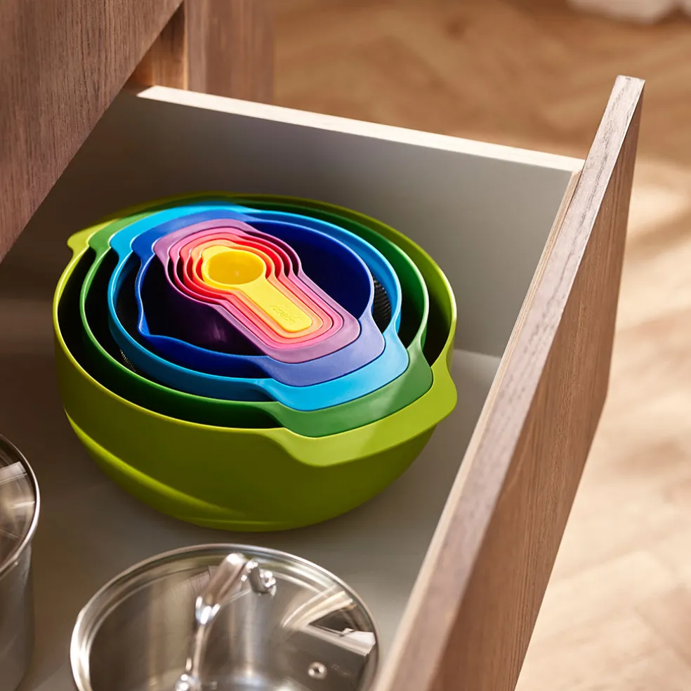 Juego de 9 boles y tazas medidoras Nest Plus Joseph Joseph