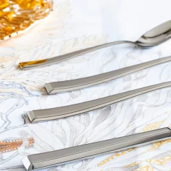 Juego de 113 piezas cubertería Etna BRA