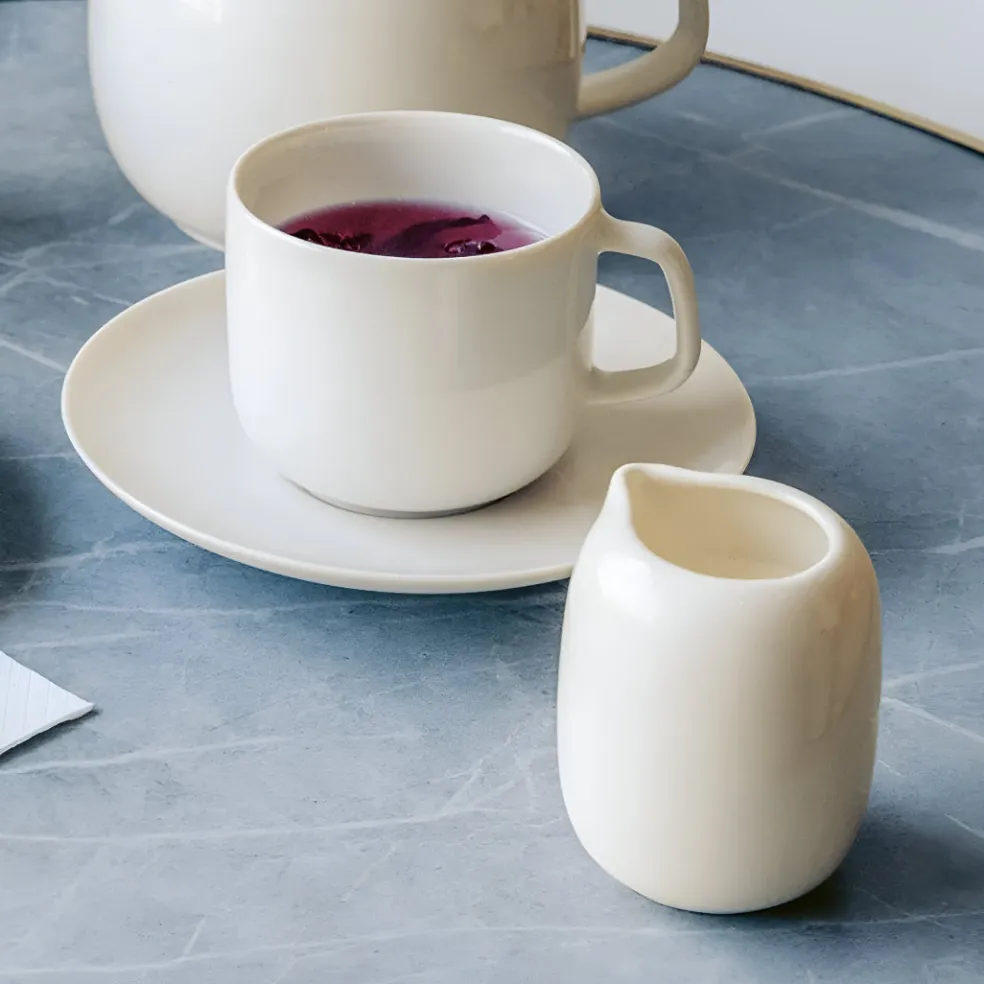 Lechera de porcelana francesa Madeleine Revol