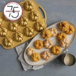 Molde Braided Bundtlette Pan Nordic Ware 75º Aniversario