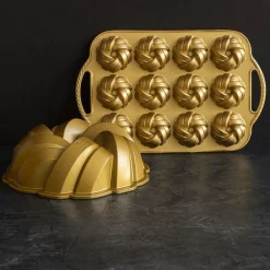 Molde Braided Bundt Pan Nordic Ware 75º Aniversario