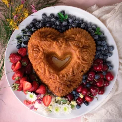 Molde corazón floral Bundt Nordic Ware