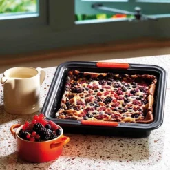 Molde cuadrado antiadherente Le Creuset
