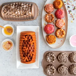 Molde Floral Cakelet Nordic Ware