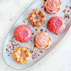 Molde Floral Cakelet Nordic Ware