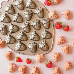 Molde fresas Bitelets Nordic Ware