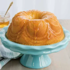Molde Gold Chiffon Bundt Nordic Ware