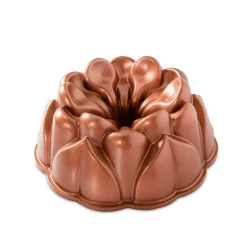 Molde Magnolia Bundt Nordic Ware